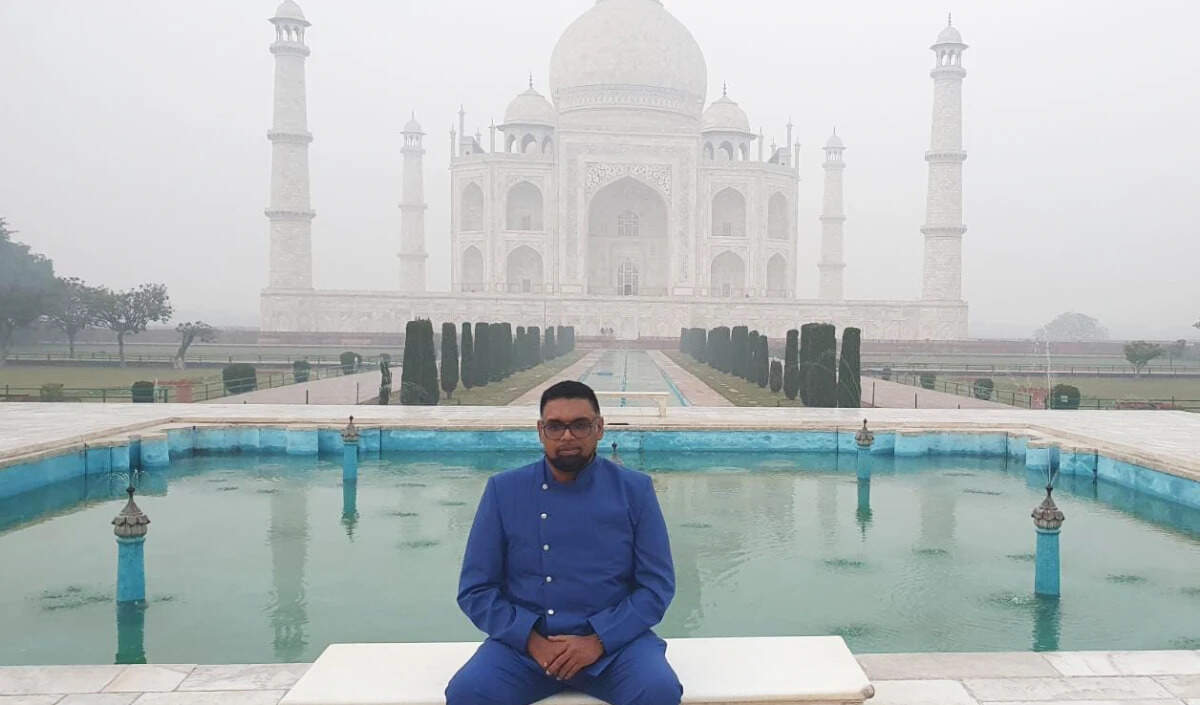गुयाना के राष्ट्रपति मोहम्मद इरफ़ान अली का पुनर्निर्वाचन