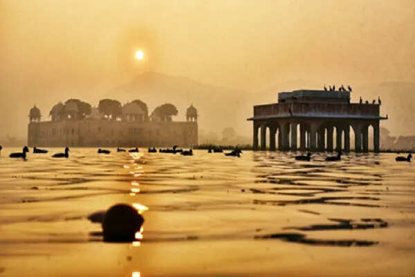 रविवार का व्रत: सुख और समृद्धि के लिए सही पूजा विधि
