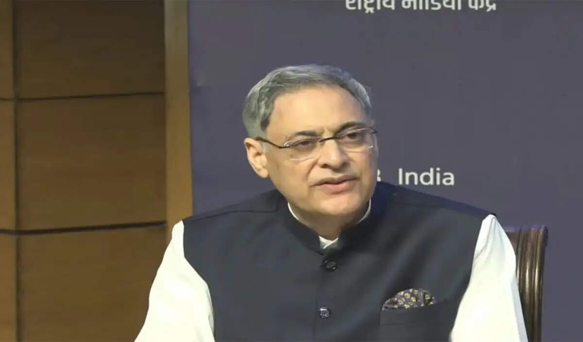 खाड़ी क्षेत्र में उड़ानों की स्थिति में सुधार, कुवैत और इज़रायल का हवाई क्षेत्र खुला