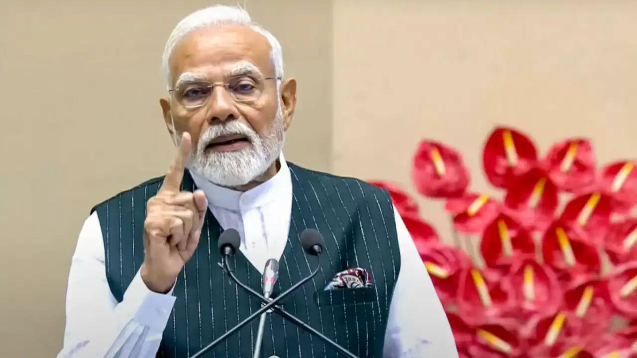 PM मोदी ने नामीबिया में ऐतिहासिक भाषण देकर कूटनीतिक शक्ति को बढ़ाया