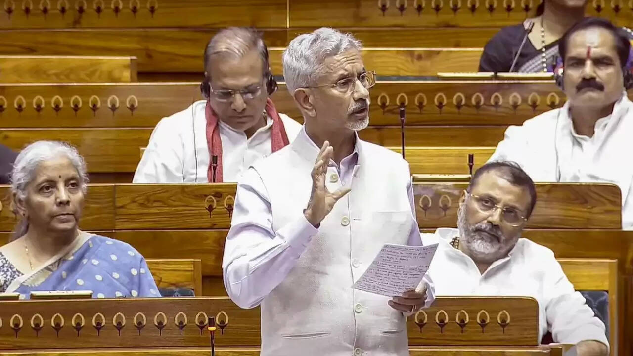 भारत-पाकिस्तान संबंधों में कड़ा संदेश: जयशंकर ने सिंधु जल संधि पर दी स्पष्टता