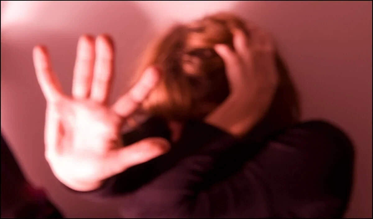सिंगापुर में भारतीय नागरिक को यौन उत्पीड़न के मामले में 14 साल की सजा
