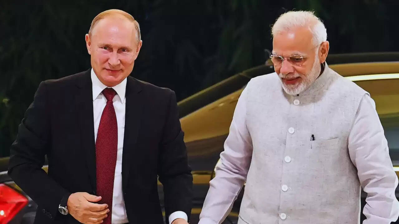 रूस के राष्ट्रपति पुतिन का भारत पर अमेरिकी नीतियों पर सवाल: क्या भारत को भी मिलना चाहिए रूसी ऊर्जा का अधिकार?