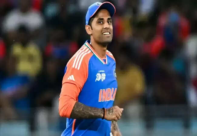 सूर्यकुमार यादव ने धोनी की कप्तानी में खेलने का मौका न मिलने पर जताई निराशा