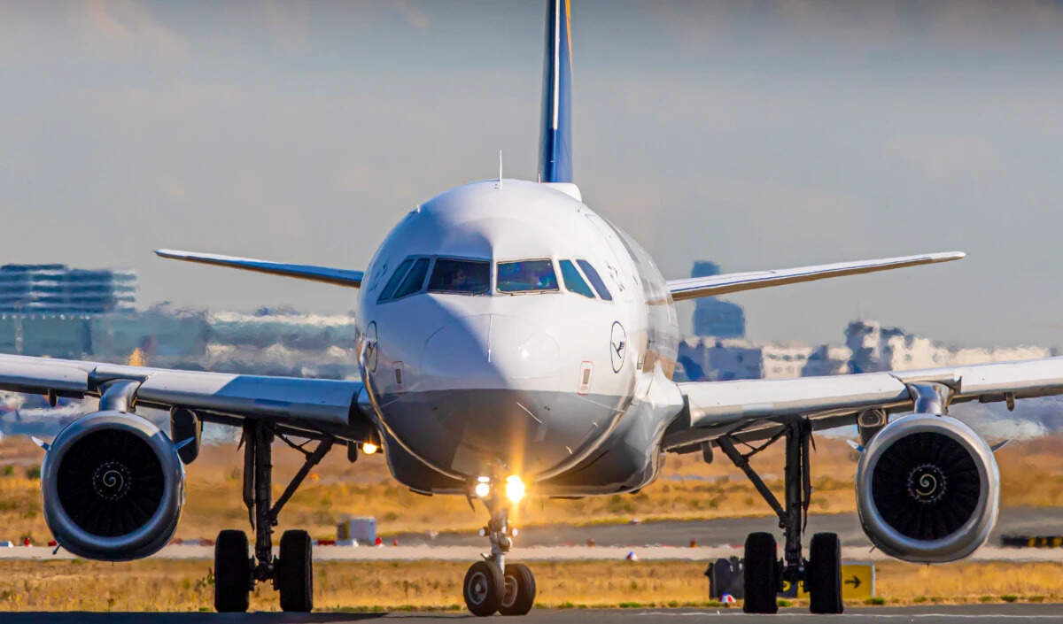भारतीय पायलटों के लिए सुरक्षा सलाह: युद्ध प्रभावित क्षेत्रों में उड़ान भरने से पहले सावधानी बरतें