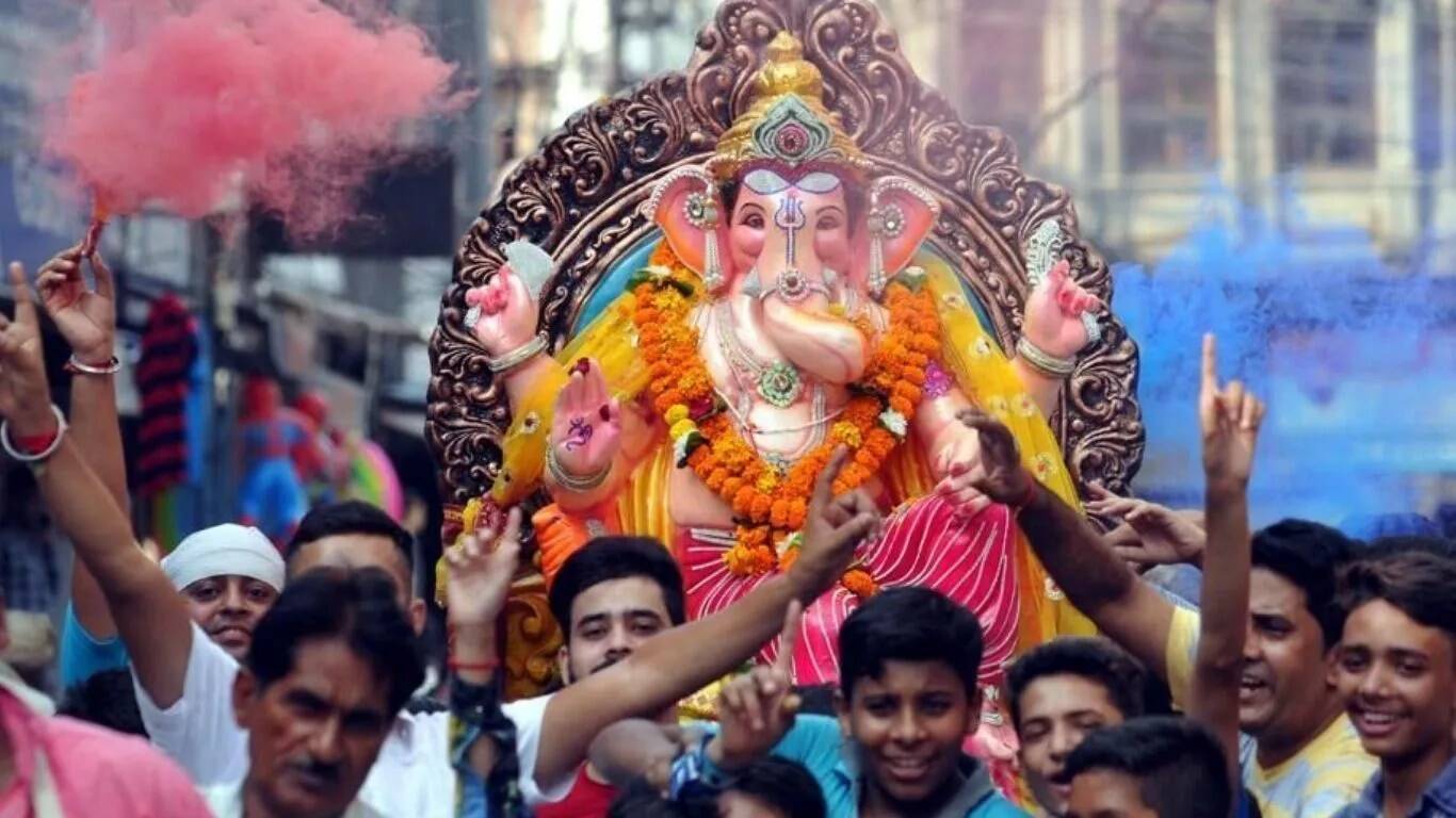 अनंत चतुर्दशी 2025: गणेश उत्सव का समापन और विसर्जन विधि