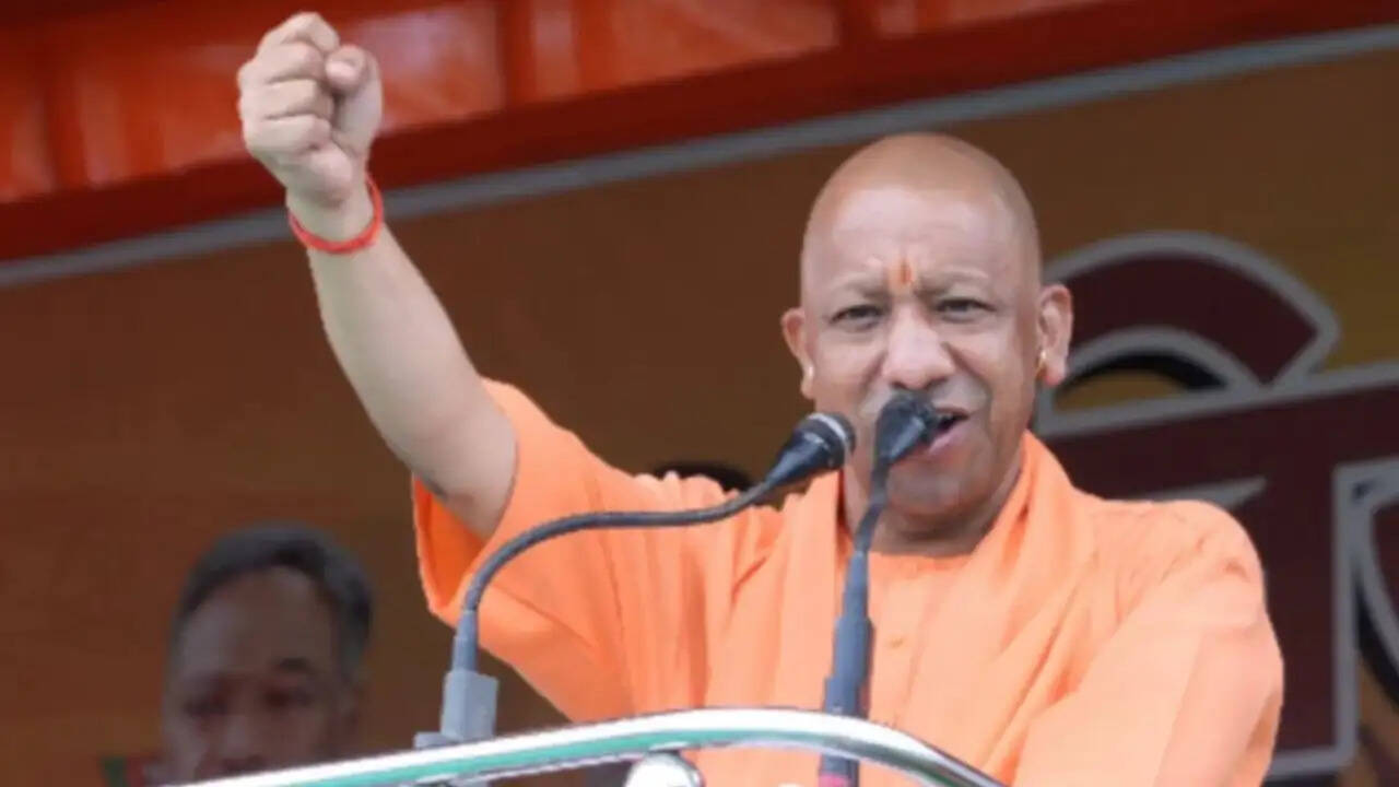 योगी आदित्यनाथ का पश्चिम बंगाल पर हमला: क्या है राज्य की आर्थिक स्थिति?