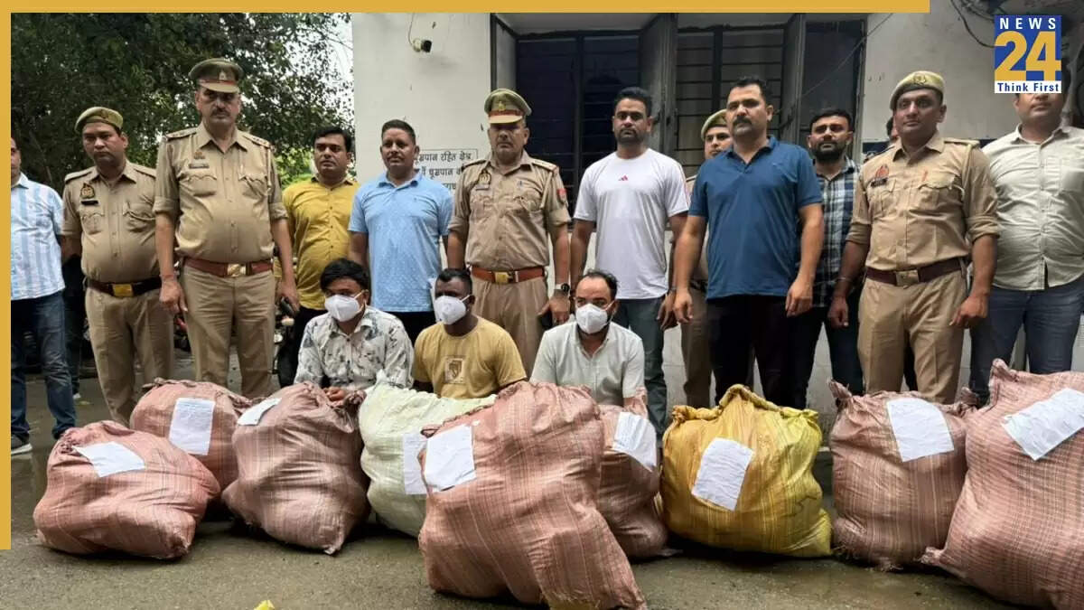 नोएडा में गांजा तस्करी का भंडाफोड़, तीन गिरफ्तार