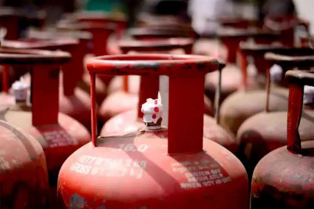 भारत में रसोई गैस का उत्पादन 30% बढ़ा, ईंधन की आपूर्ति स्थिर