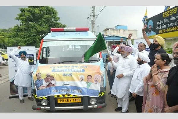 पंजाब में बाढ़ प्रभावितों के लिए चिकित्सा सेवाएं: तीन एंबुलेंस रवाना