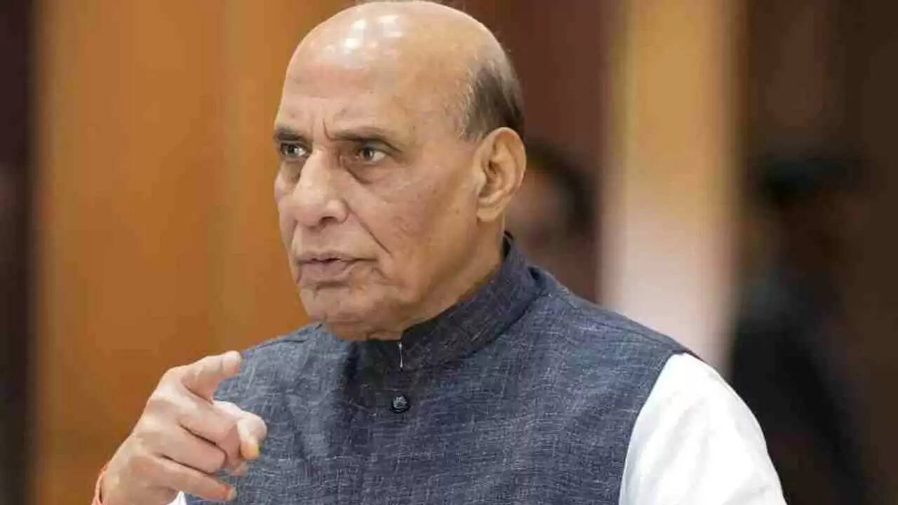 Rajnath Singh का जवाब: पाकिस्तान की आर्थिक स्थिति पर आसिम मुनीर की टिप्पणी पर क्या कहा?