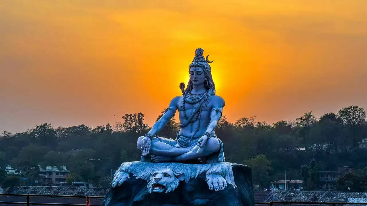 सावन शिवरात्रि: भगवान शिव की आराधना का विशेष पर्व 2023 में कब मनाया जाएगा?