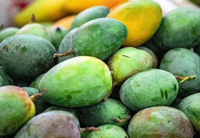 FSSAI ने फलों के कृत्रिम पकने पर लगाया प्रतिबंध, स्वास्थ्य सुरक्षा के लिए सख्त कदम