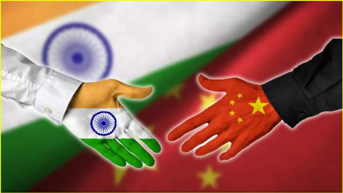 भारत ने चीन के नागरिकों के लिए टूरिस्ट वीजा सेवा फिर से शुरू की