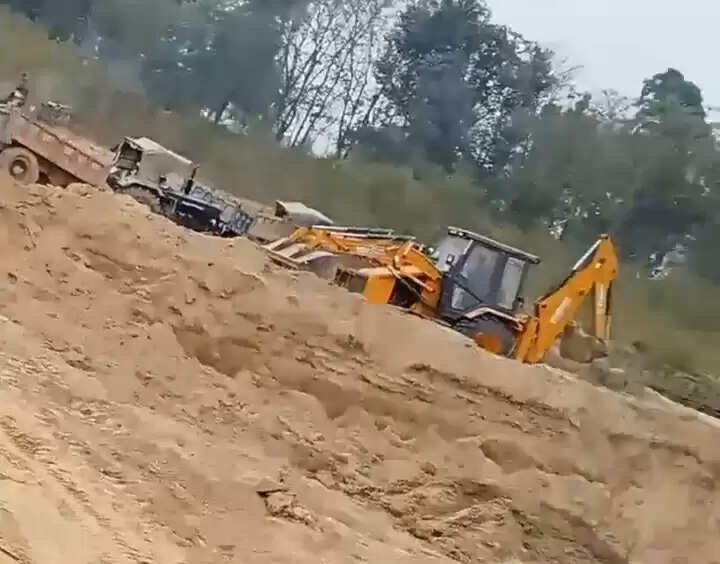 भाजपा नेता ने अवैध खनन की शिकायत की, मुख्यमंत्री से कार्रवाई की मांग