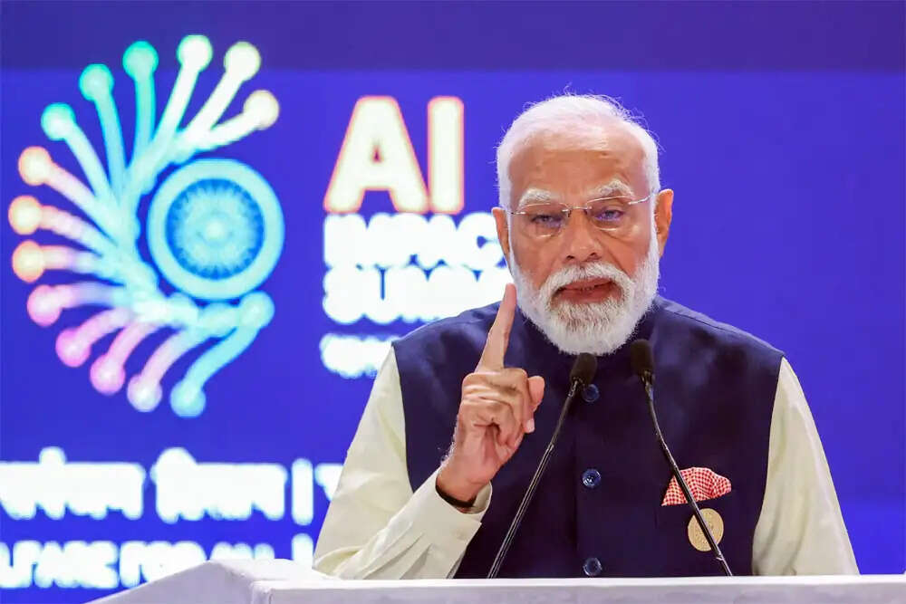 भारत की अर्थव्यवस्था और झूठे दावे: एक गंभीर विश्लेषण