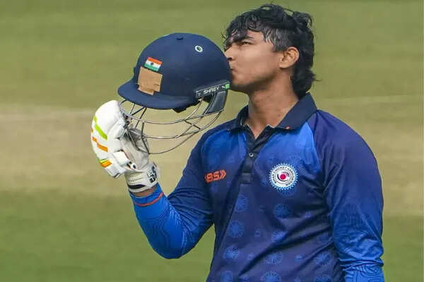 वैभव सूर्यवंशी ने अंडर-19 वर्ल्ड कप में बनाया नया रिकॉर्ड