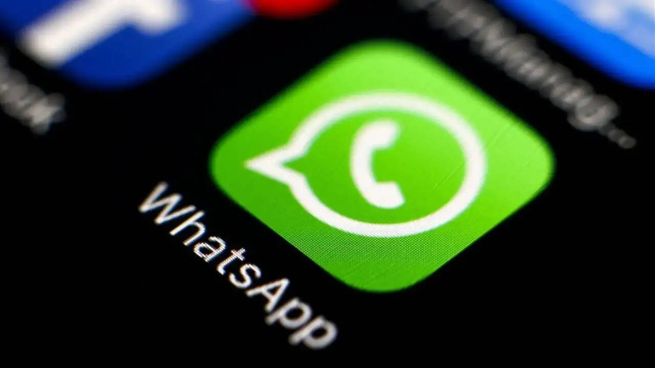 WhatsApp के प्राइवेसी फीचर्स: अपनी चैट्स को सुरक्षित रखने के लिए जानें ये टिप्स