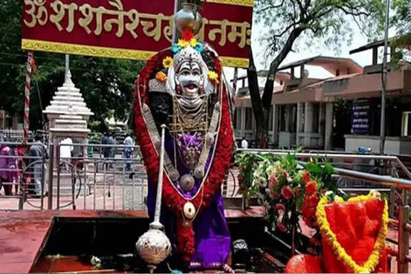 शनि देव की कृपा पाने के लिए भारत के प्रमुख शनि मंदिर