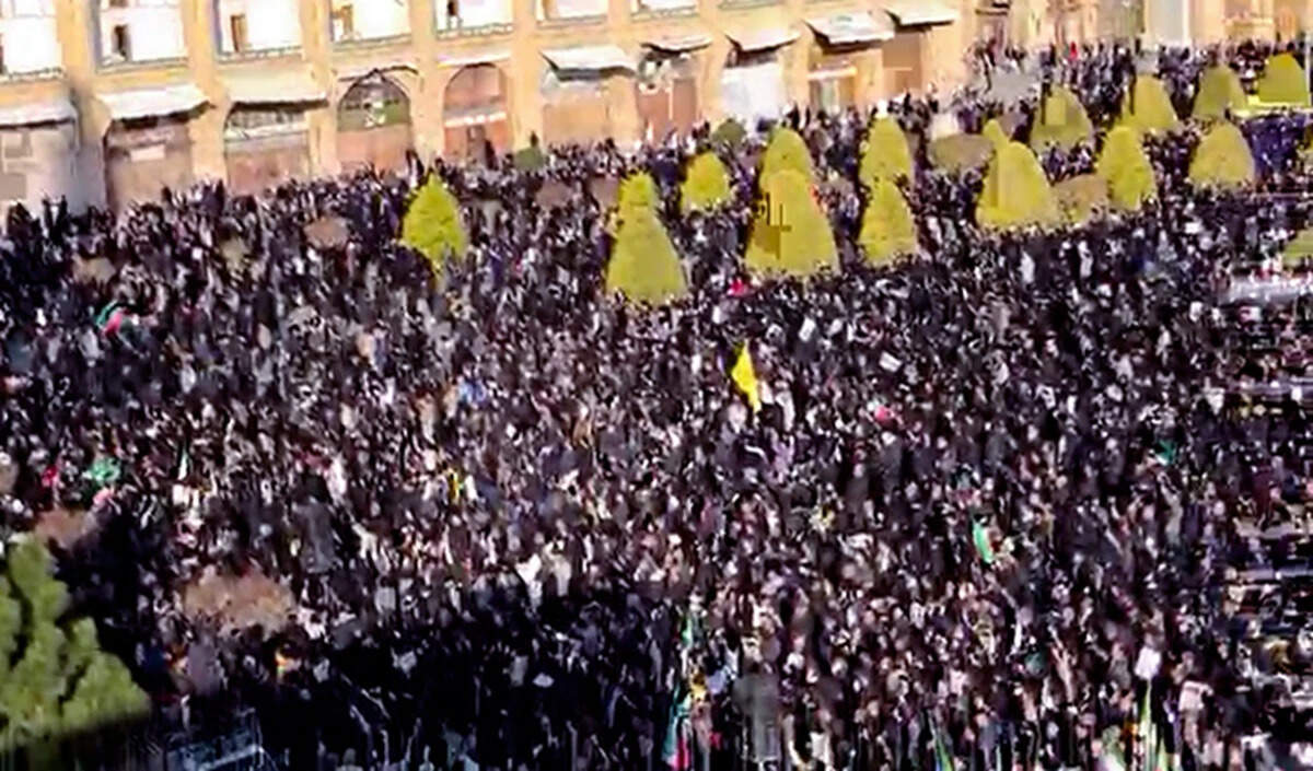 ईरान में अयातुल्ला खामेनेई की मृत्यु के बाद अयातुल्ला अराफ़ी बने अंतरिम नेता