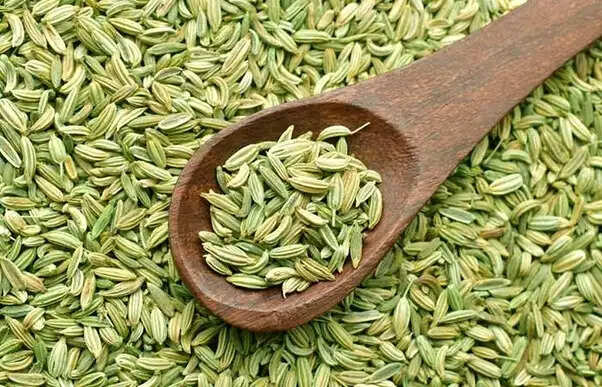 सौंफ के स्वास्थ्य लाभ: आंखों और पेट की समस्याओं के लिए फायदेमंद