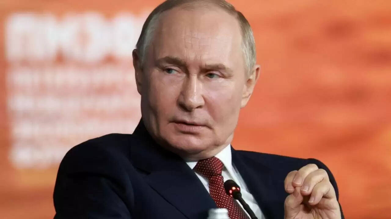 रूस-यूक्रेन संघर्ष: पश्चिमी देशों का नया समुद्री प्रतिबंध प्रस्ताव