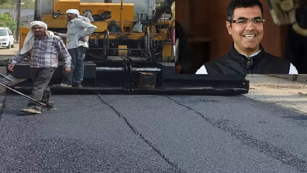 दिल्ली में सड़कों के पुनर्निर्माण के लिए 950 करोड़ रुपये का प्रस्ताव