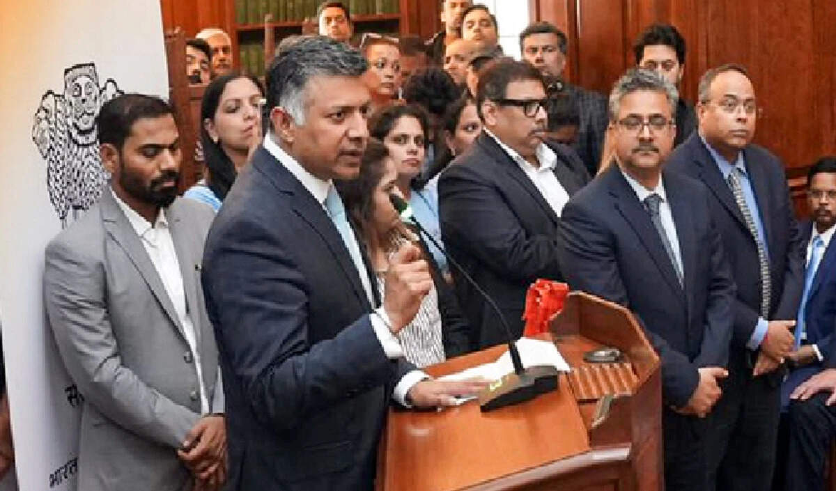 भारत-पाकिस्तान तनाव: युद्ध की आशंका और पाकिस्तान की आर्थिक स्थिति