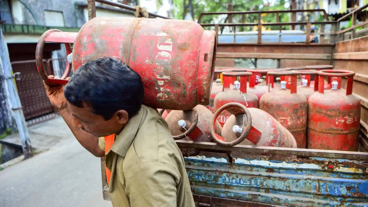 मार्च में लागू हुए 8 महत्वपूर्ण नियमों में बदलाव