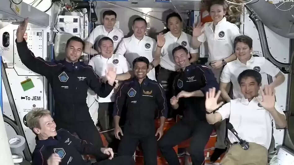 भारत का शुभांशु शुक्ला अंतरराष्ट्रीय अंतरिक्ष स्टेशन पर