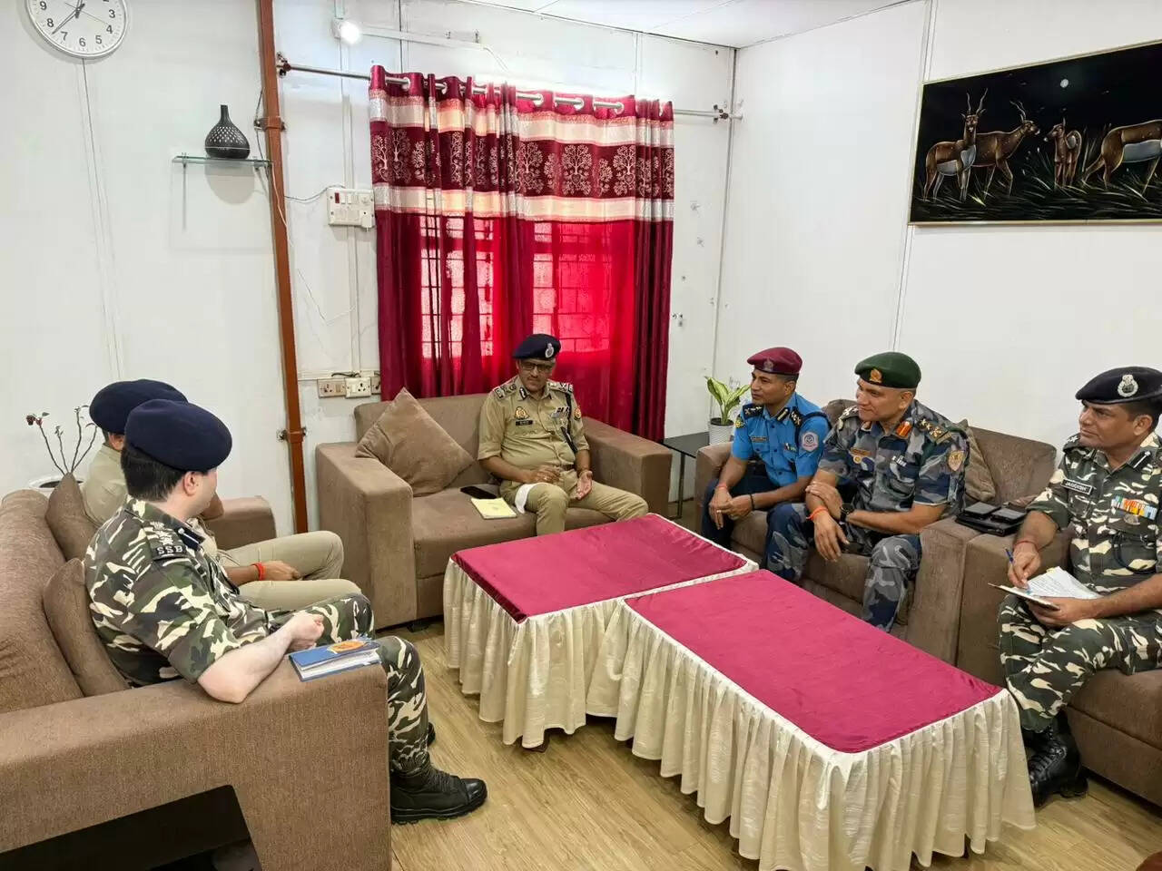 सुरक्षा व्यवस्था को मजबूत करते हुए नवरात्रि पर्व की तैयारी