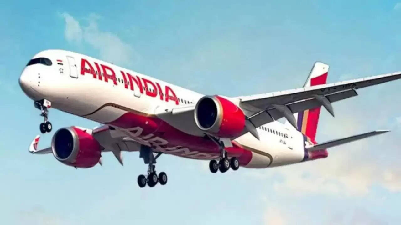 एयर इंडिया ने सुरक्षा कारणों से बदले अंतरराष्ट्रीय उड़ानों के मार्ग