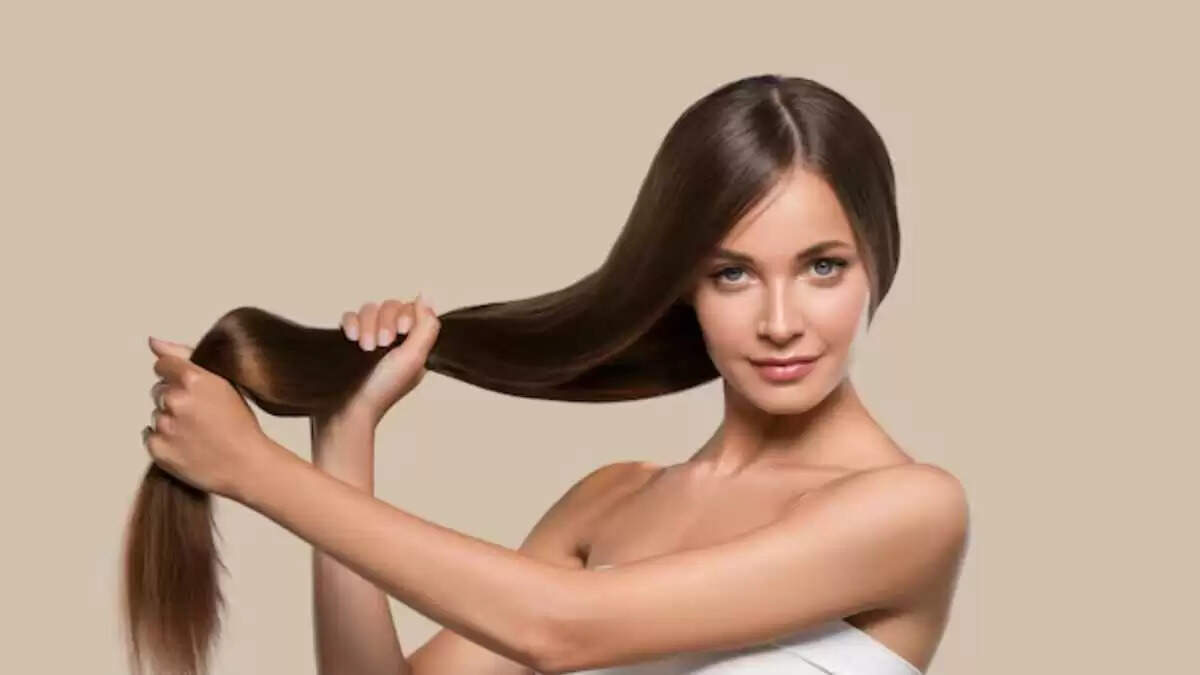 DIY हेयर मास्क: अवोकाडो और ऑलिव ऑयल से पाएं मजबूत और चमकदार बाल