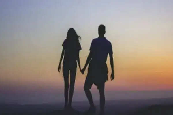 दिल्ली हाईकोर्ट का महत्वपूर्ण फैसला: शादी से इनकार करना हो सकता है अपराध