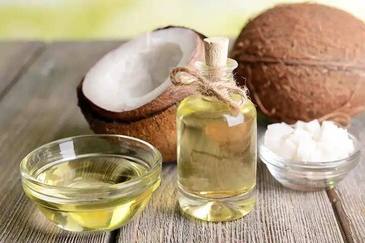 नारियल के सेवन के अद्भुत स्वास्थ्य लाभ