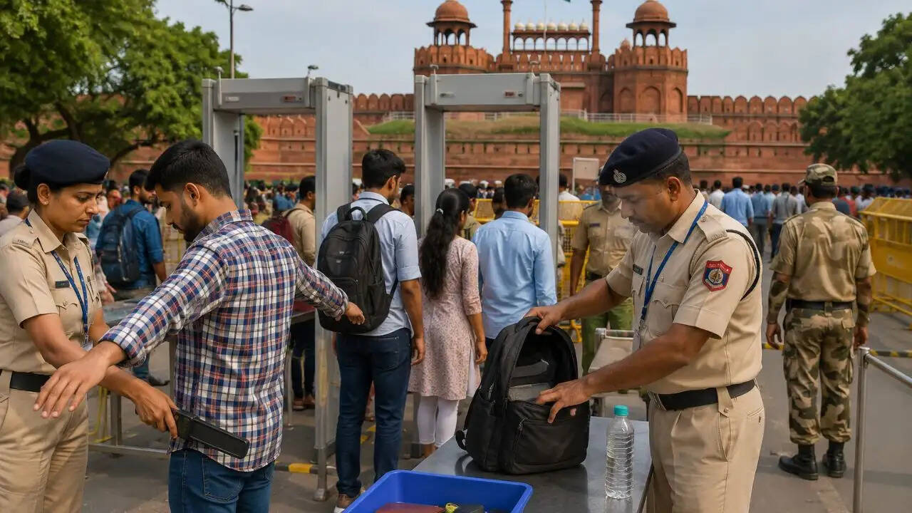 स्वतंत्रता दिवस 2023: लाल किले पर जाने से पहले जानें ये जरूरी नियम