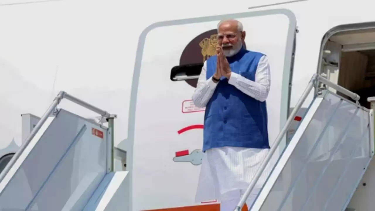 प्रधानमंत्री मोदी की जापान और चीन यात्रा: क्या है खास?