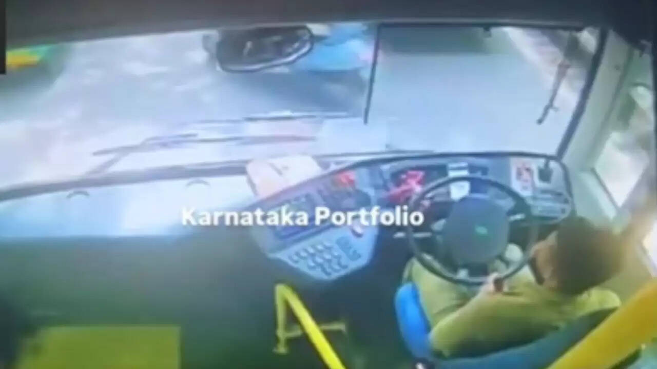 बेंगलुरु में BMTC बस दुर्घटना: चालक के दौरे ने मचाई अफरा-तफरी