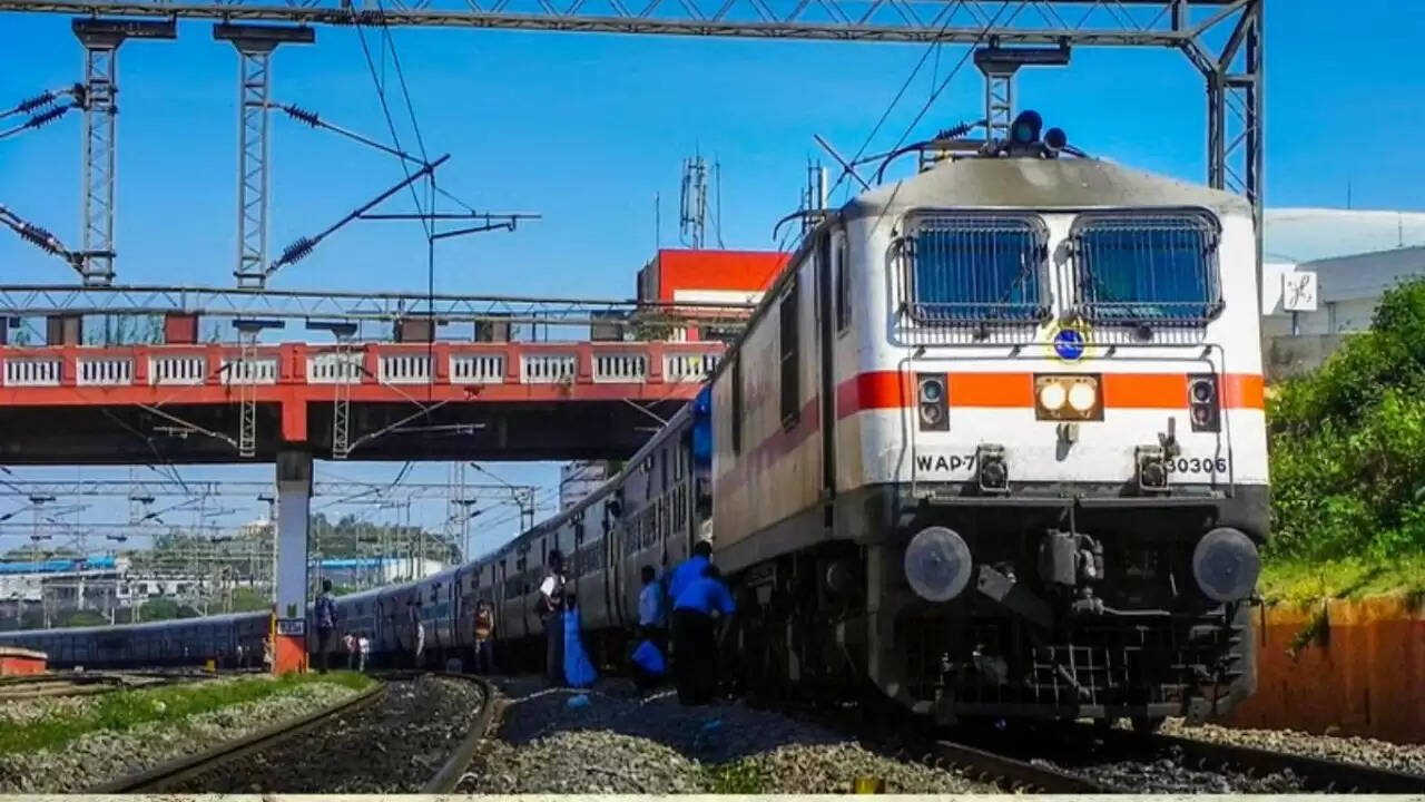 भारतीय रेलवे ने तत्काल टिकट बुकिंग में किया बड़ा बदलाव, जानें नए नियम