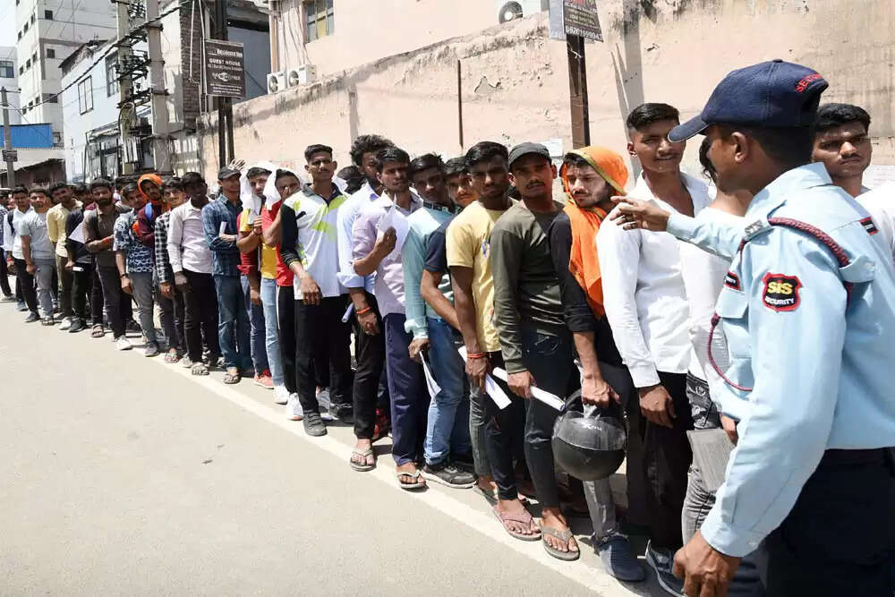 भारत में शिक्षा और तकनीक का मानव-केंद्रित दृष्टिकोण