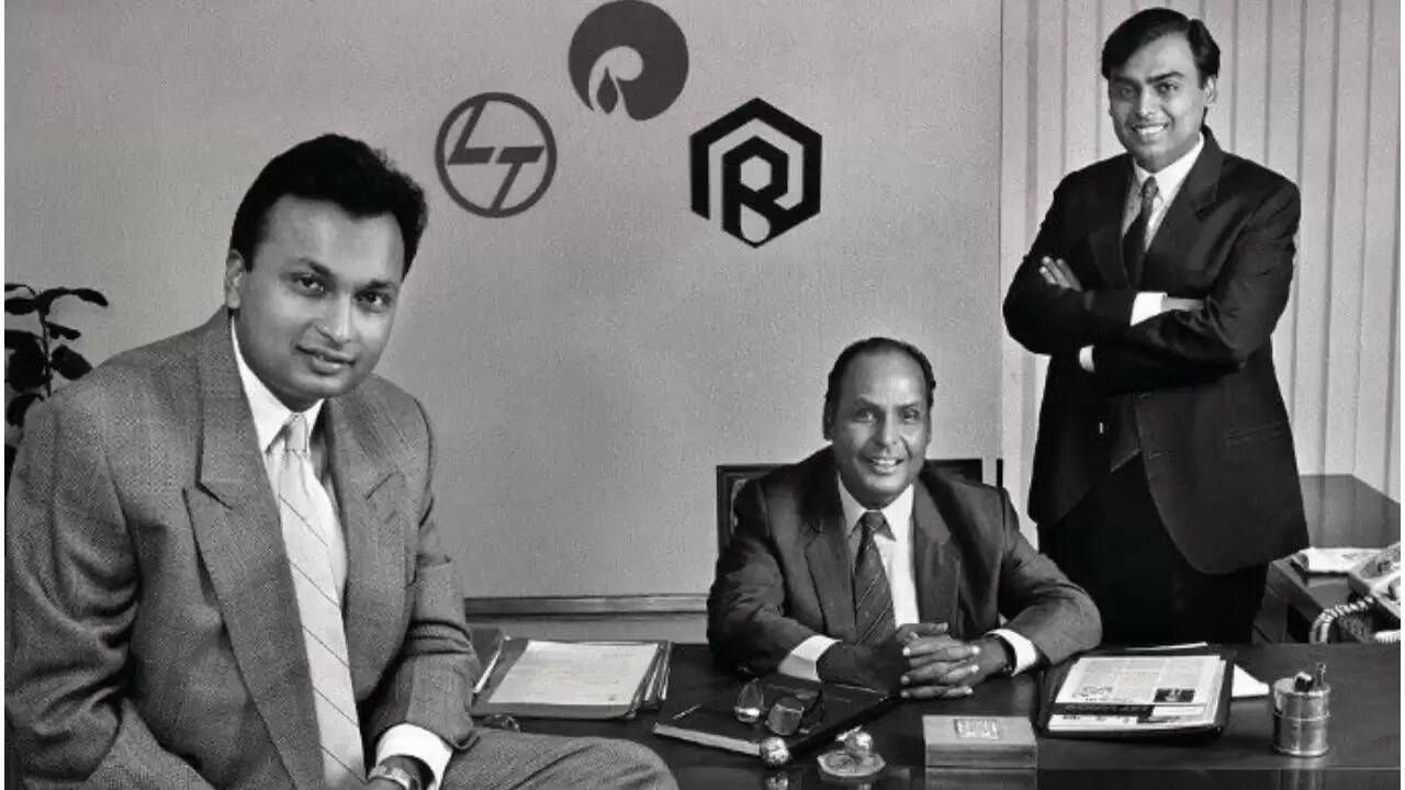 धीरूभाई अंबानी: एक साधारण जीवन से असाधारण सफलता की कहानी