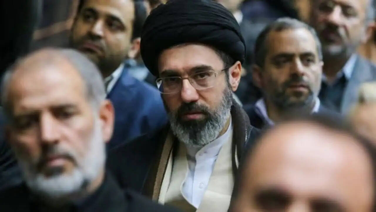 ईरान के नए सुप्रीम लीडर मोजतबा की स्वास्थ्य स्थिति पर नई जानकारी: रूस में चल रहा इलाज