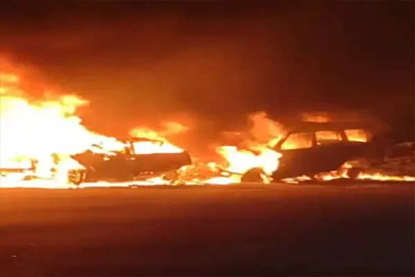 बांग्लादेश में हिंदू नागरिक की हत्या, आगजनी की घटना से मचा हड़कंप