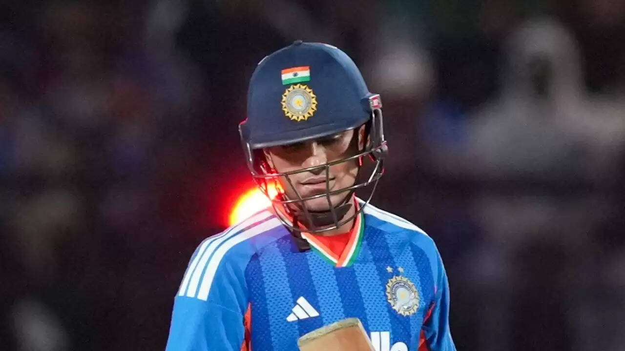 शुभमन गिल को टीम इंडिया से ड्रॉप करने पर गौतम गंभीर का रिएक्शन