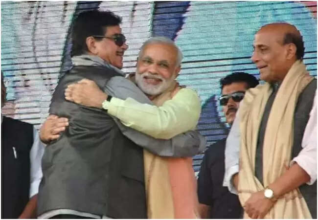 शत्रुघ्न सिन्हा ने पीएम मोदी को जन्मदिन की दी शुभकामनाएं