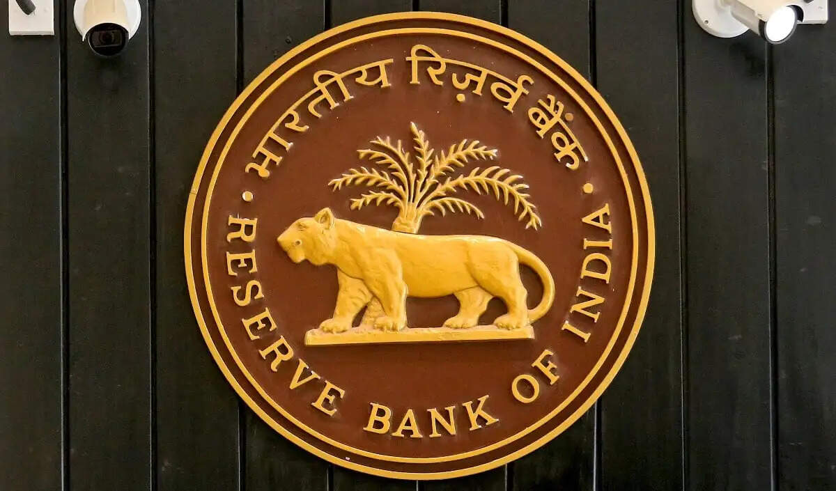 आरबीआई के नए नियम: मिस-सेलिंग पर सख्त कार्रवाई और उपभोक्ता सुरक्षा