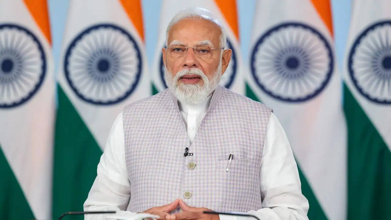 प्रधानमंत्री मोदी का UAE दौरा: ऊर्जा सुरक्षा और व्यापारिक संबंधों पर चर्चा