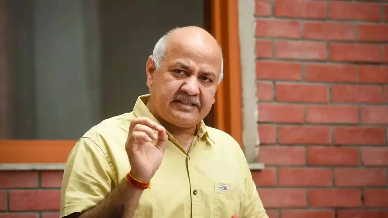 दिल्ली के शिक्षकों को रैली में भेजने पर मनीष सिसोदिया का कड़ा विरोध