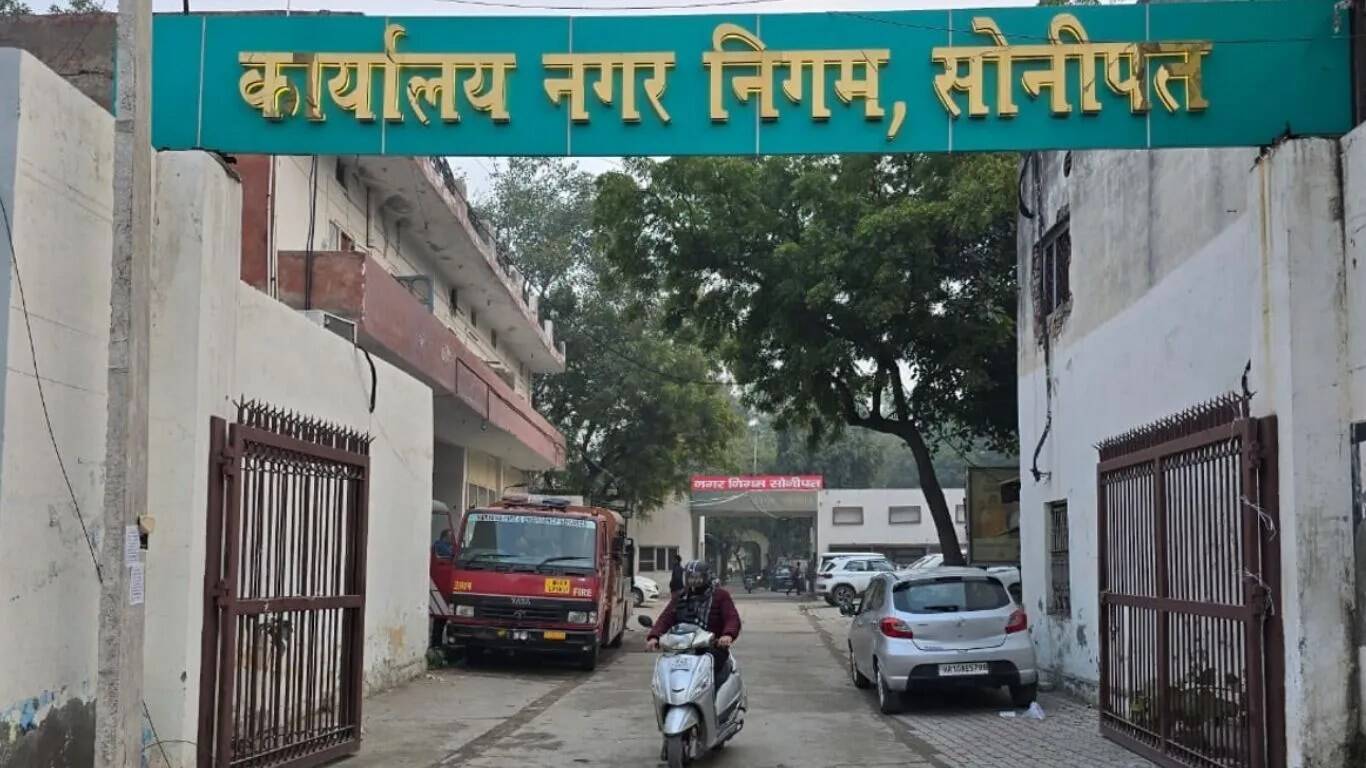 सोनीपत नगर निगम भवन निर्माण में देरी, 28 करोड़ की और आवश्यकता