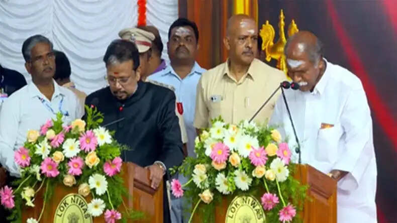 एन. रंगासामी ने पुडुचेरी के मुख्यमंत्री के रूप में 5वीं बार शपथ ली